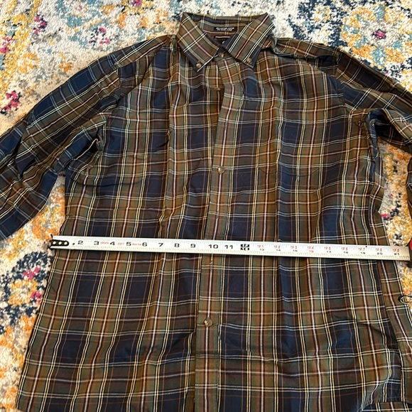 Men’s Heritage Viyella Flannel Button Down - Picture 3 of 4